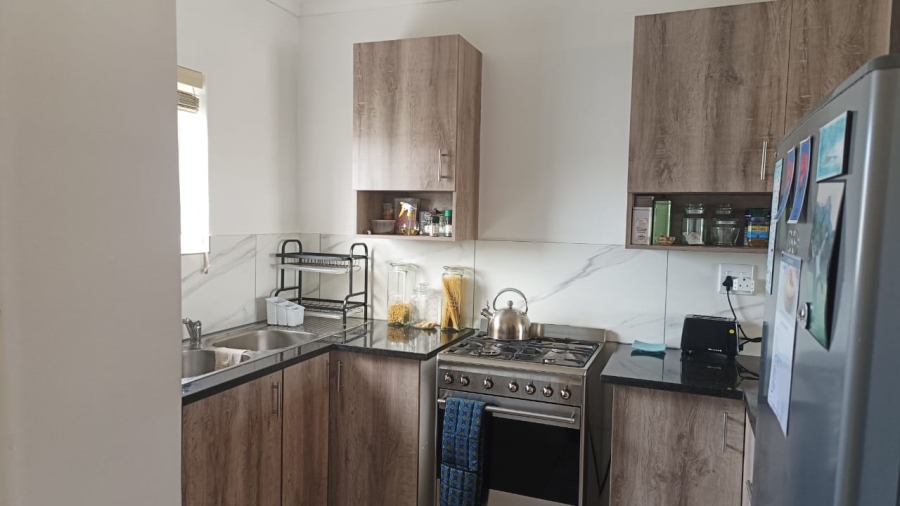 To Let 2 Bedroom Property for Rent in Milnerton Central Western Cape